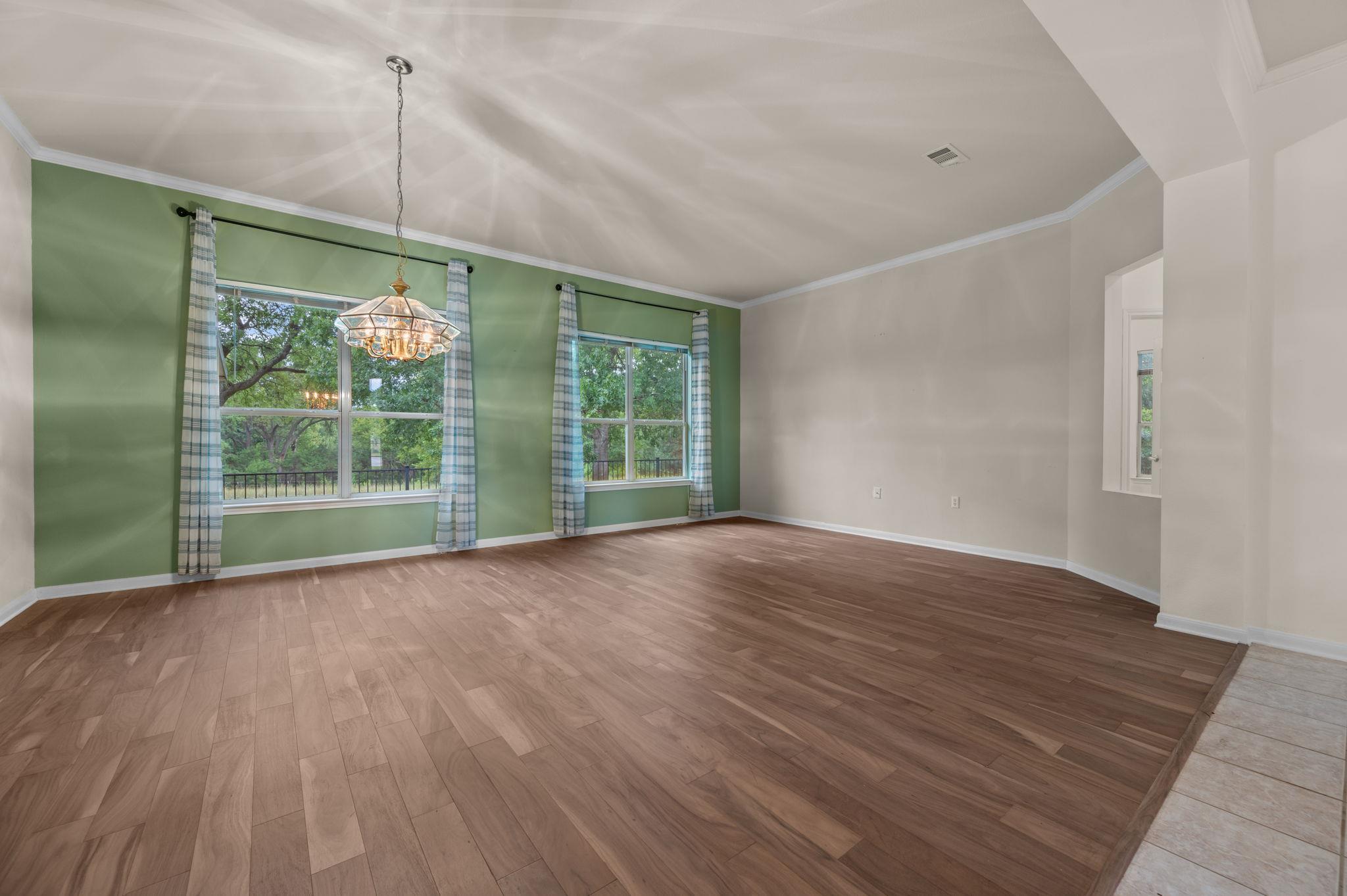 133 Crystal Springs Dr, Georgetown, TX 78633