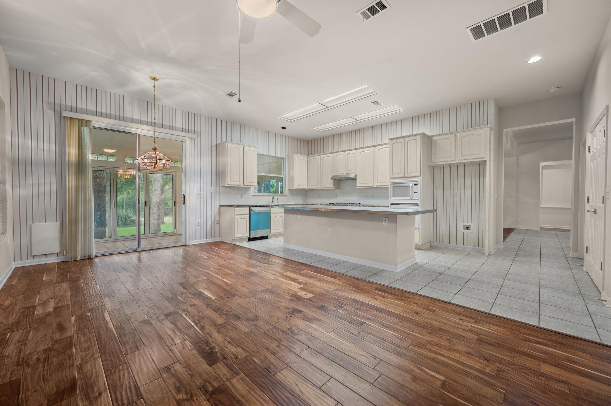 133 Crystal Springs Dr, Georgetown, TX 78633