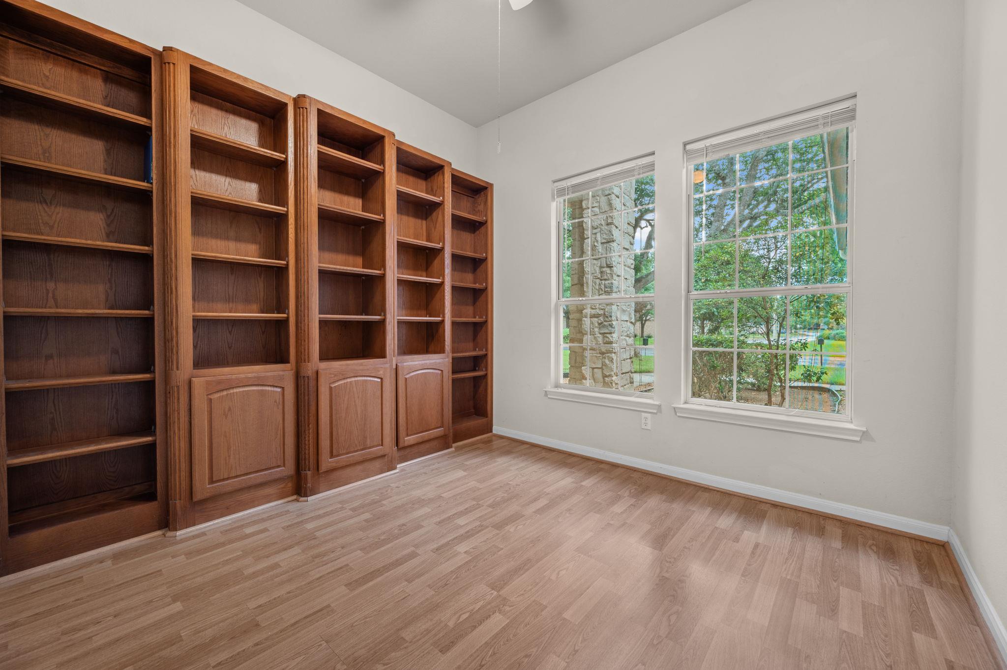 133 Crystal Springs Dr, Georgetown, TX 78633