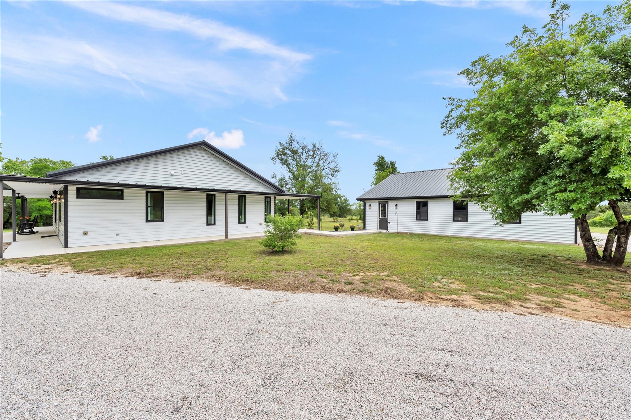 4455 N FM 1174, Bertram, TX 78605