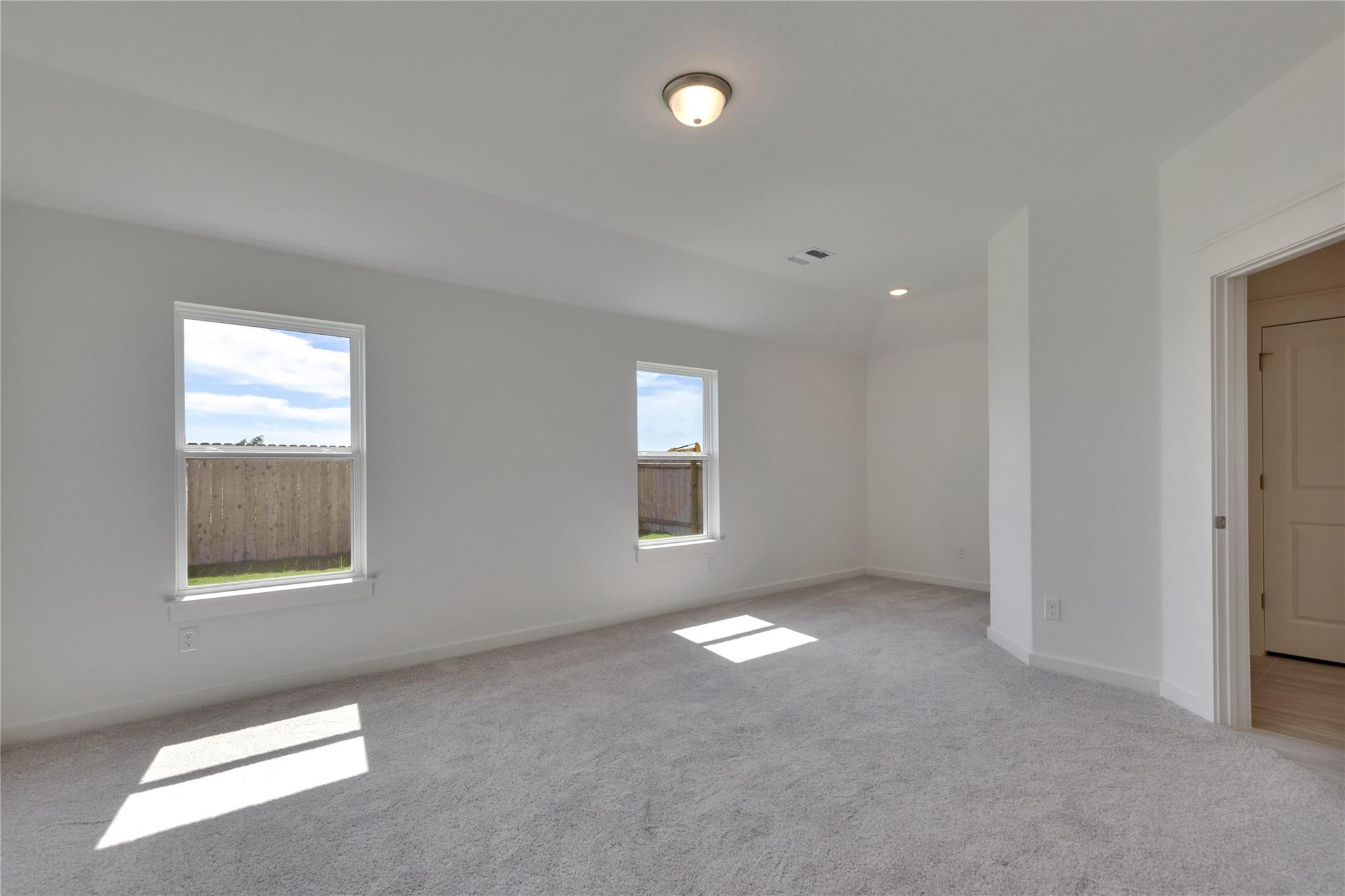 413 Red Wolf Dr, Jarrell, TX 76537