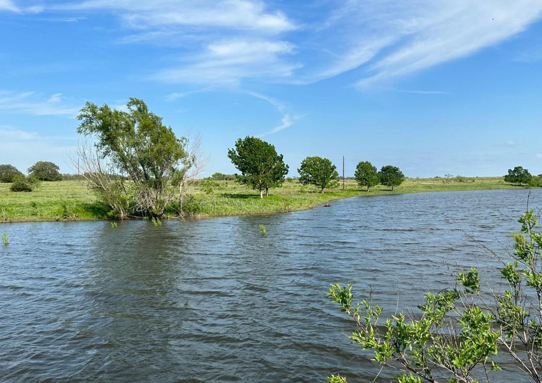 7800 County Road 210, Bertram, TX 78605