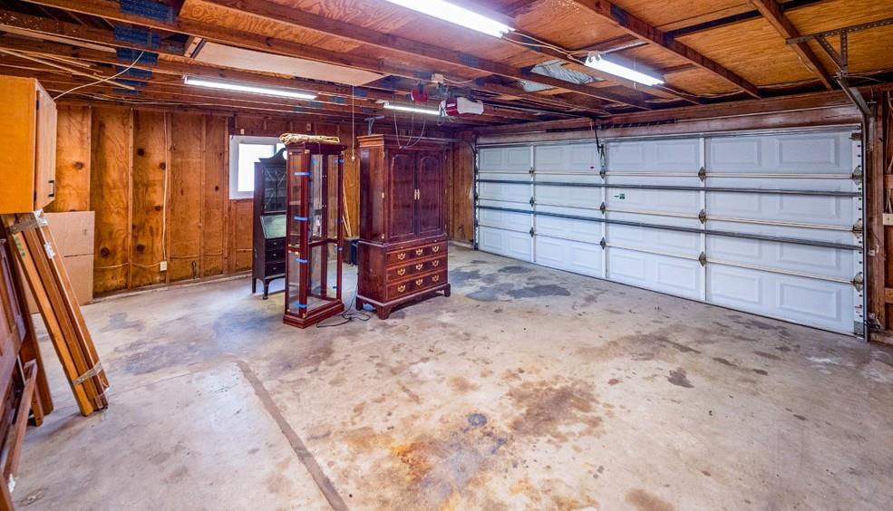 298 Jenkins Rd, Cedar Creek, TX 78612