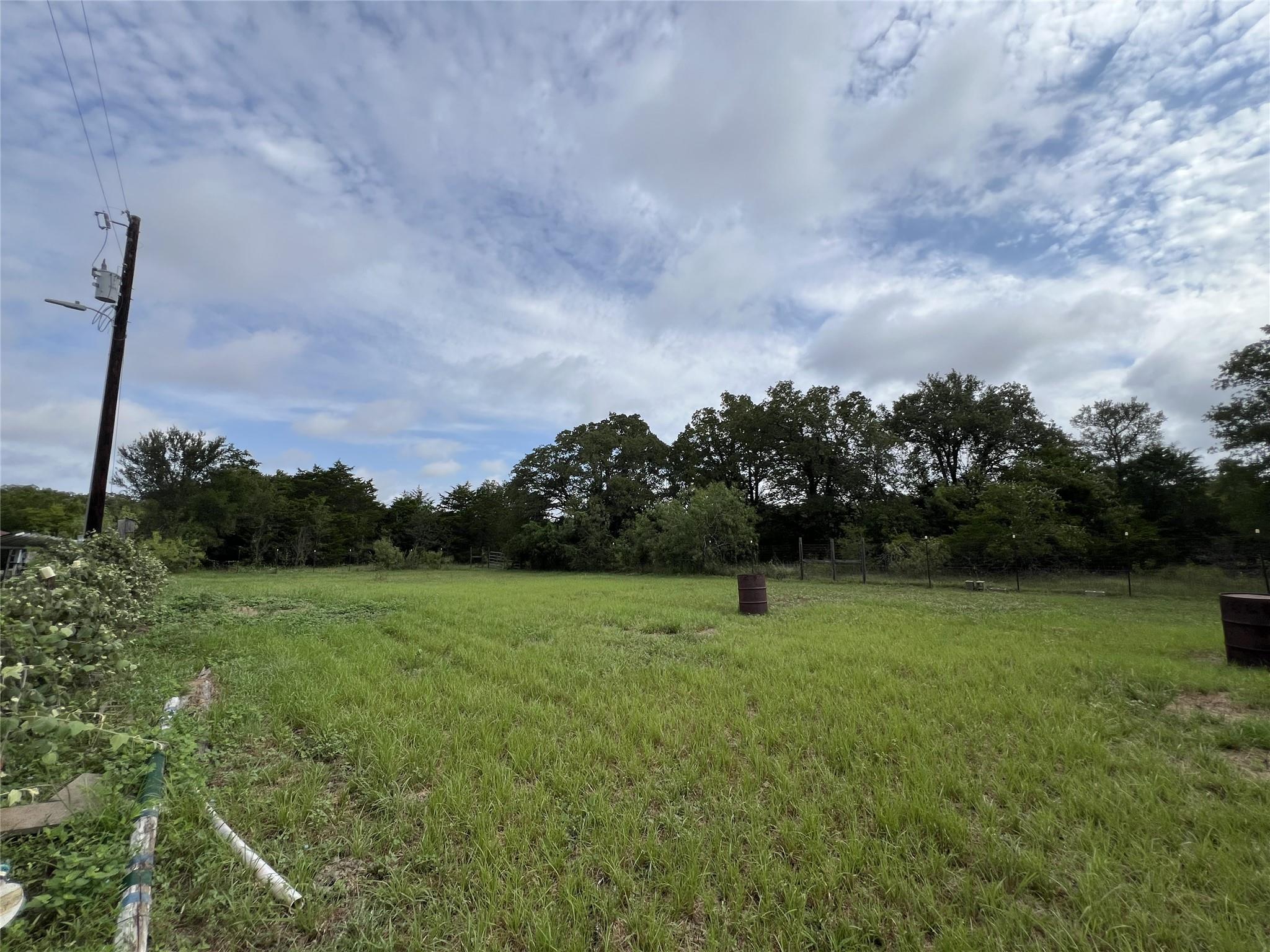 298 Jenkins Rd, Cedar Creek, TX 78612