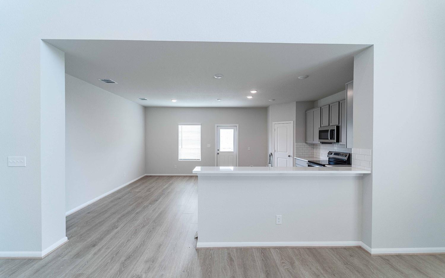 113 Cougar Hill Dr, Jarrell, TX 76537