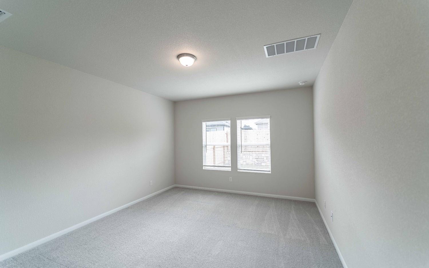 113 Cougar Hill Dr, Jarrell, TX 76537