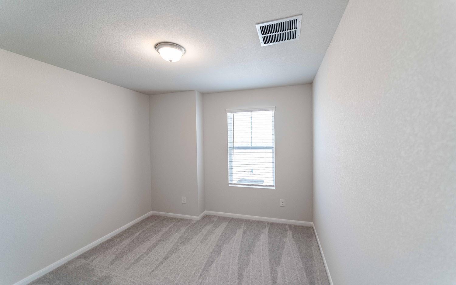 113 Cougar Hill Dr, Jarrell, TX 76537