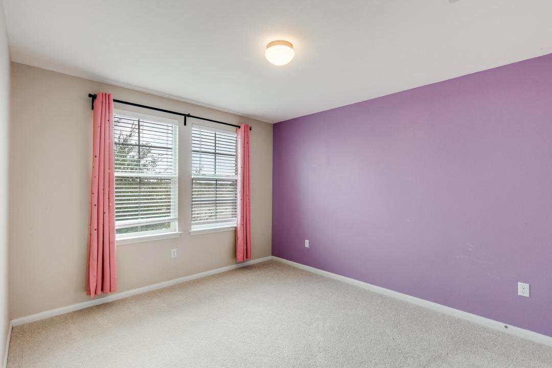 13708 Sierra Wind Ln, Elgin, TX 78621