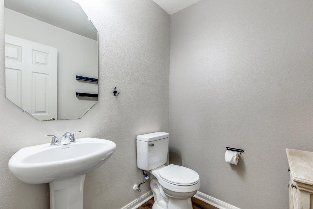 13708 Sierra Wind Ln, Elgin, TX 78621