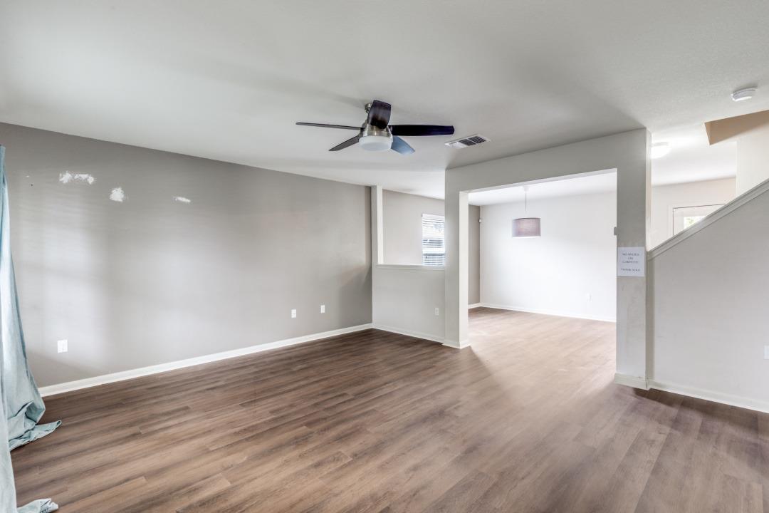 13708 Sierra Wind Ln, Elgin, TX 78621