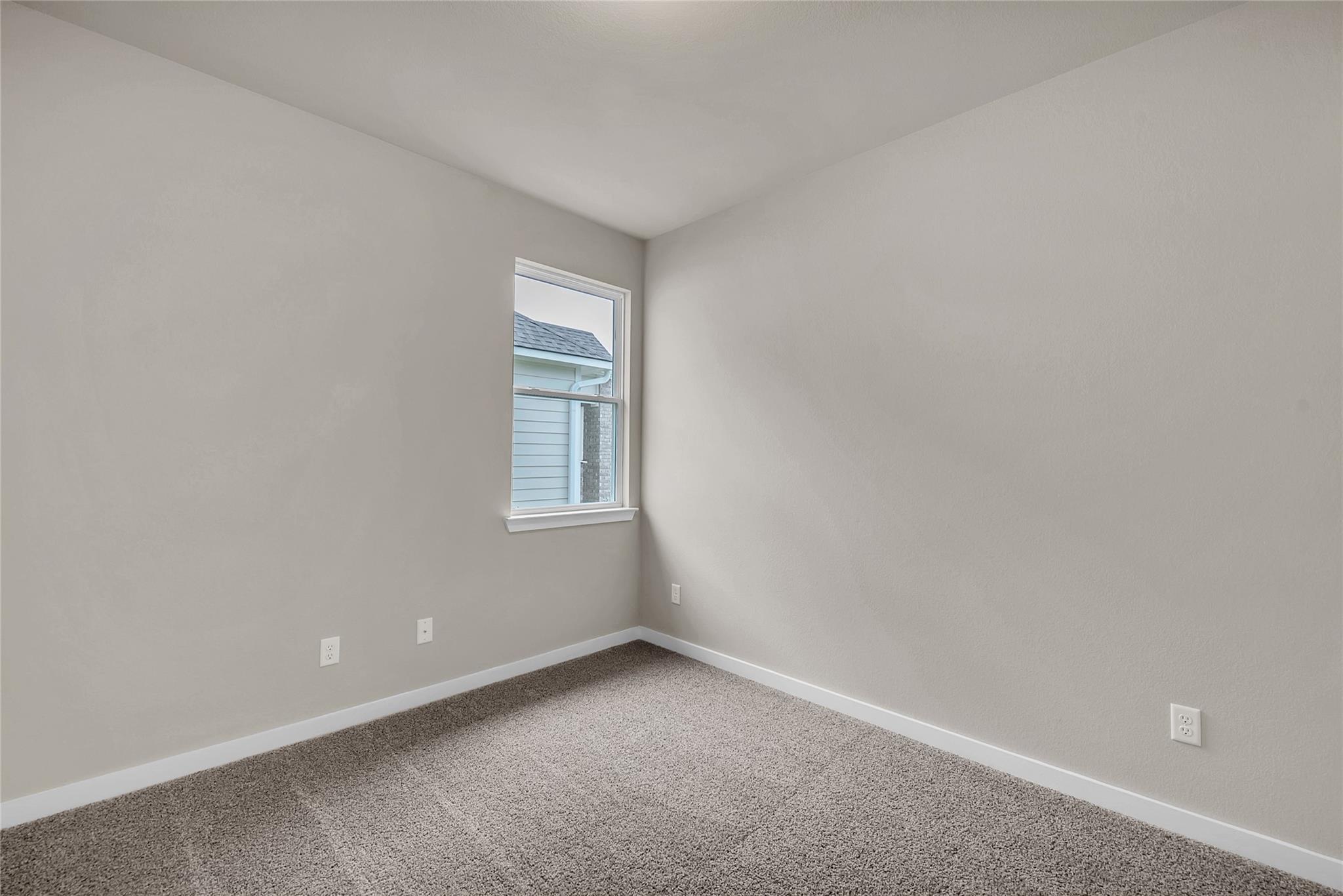 133 Walk Way Dr, Jarrell, TX 76537