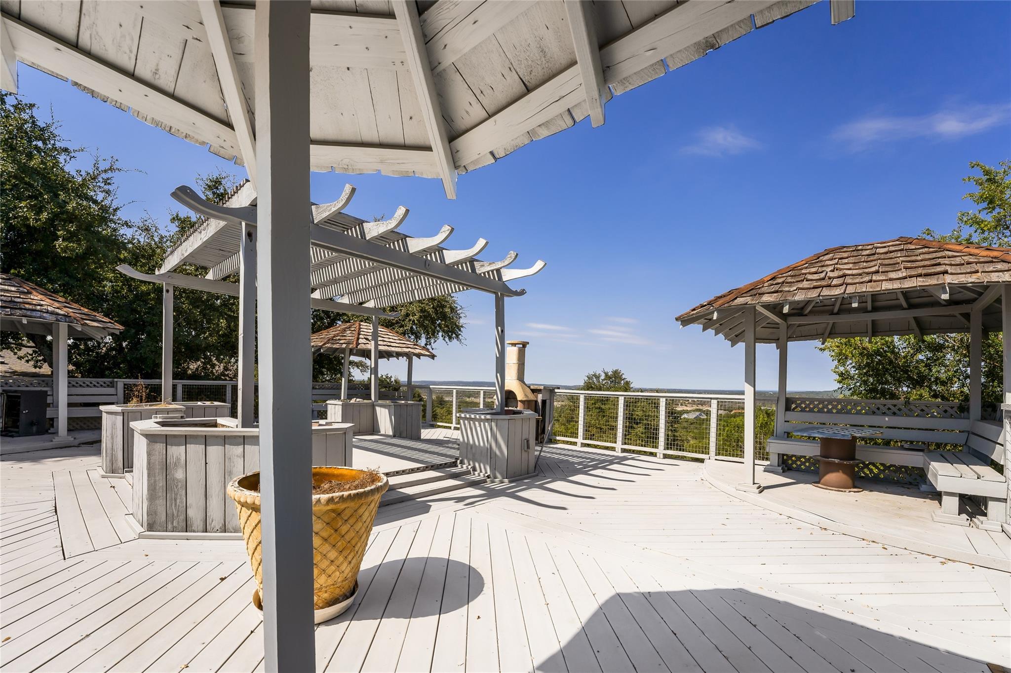 21401 Patton Ave # A&B, Lago Vista, TX 78645