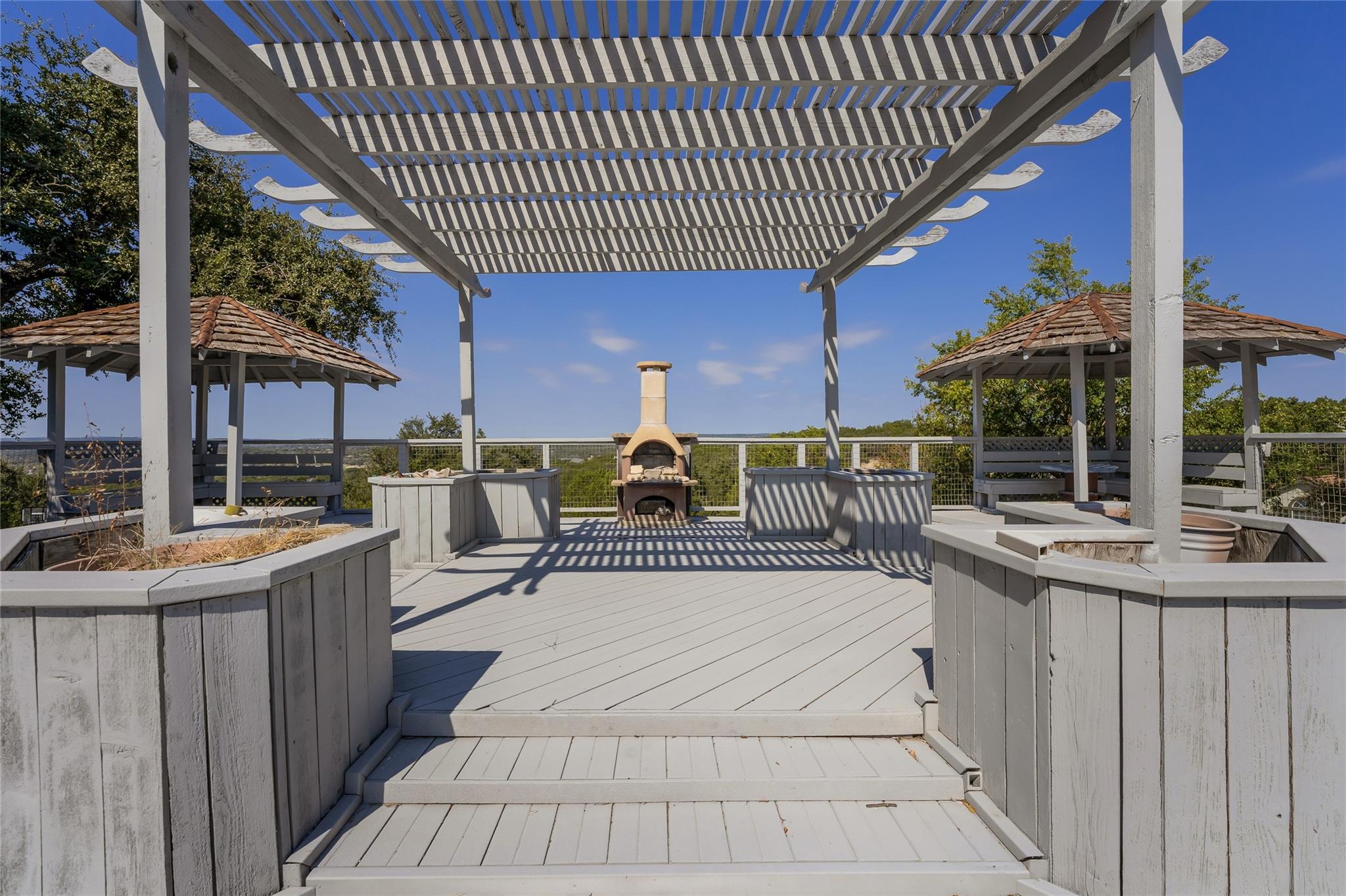 21401 Patton Ave # A&B, Lago Vista, TX 78645