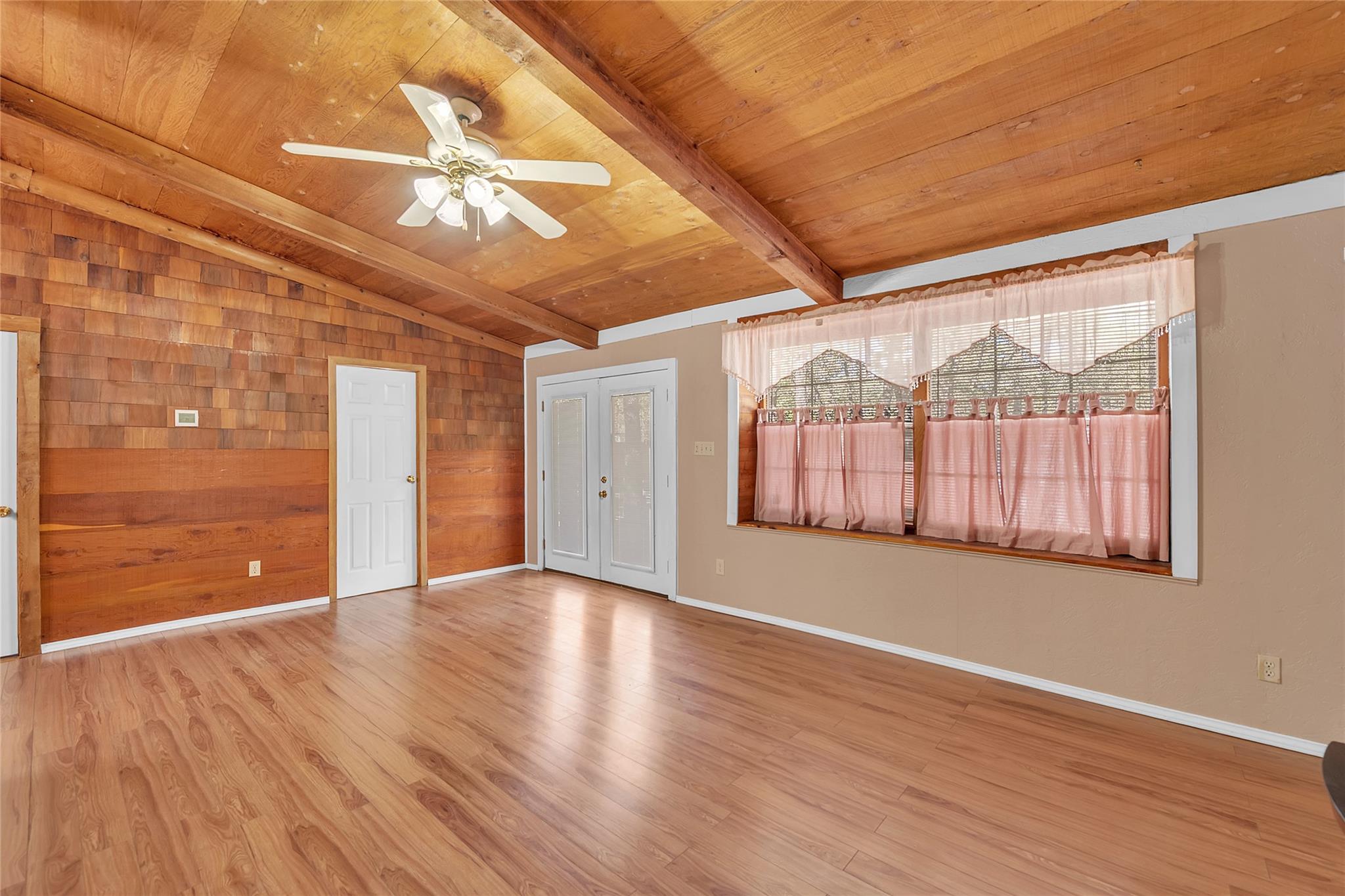 320 Pope Bnd S, Cedar Creek, TX 78612