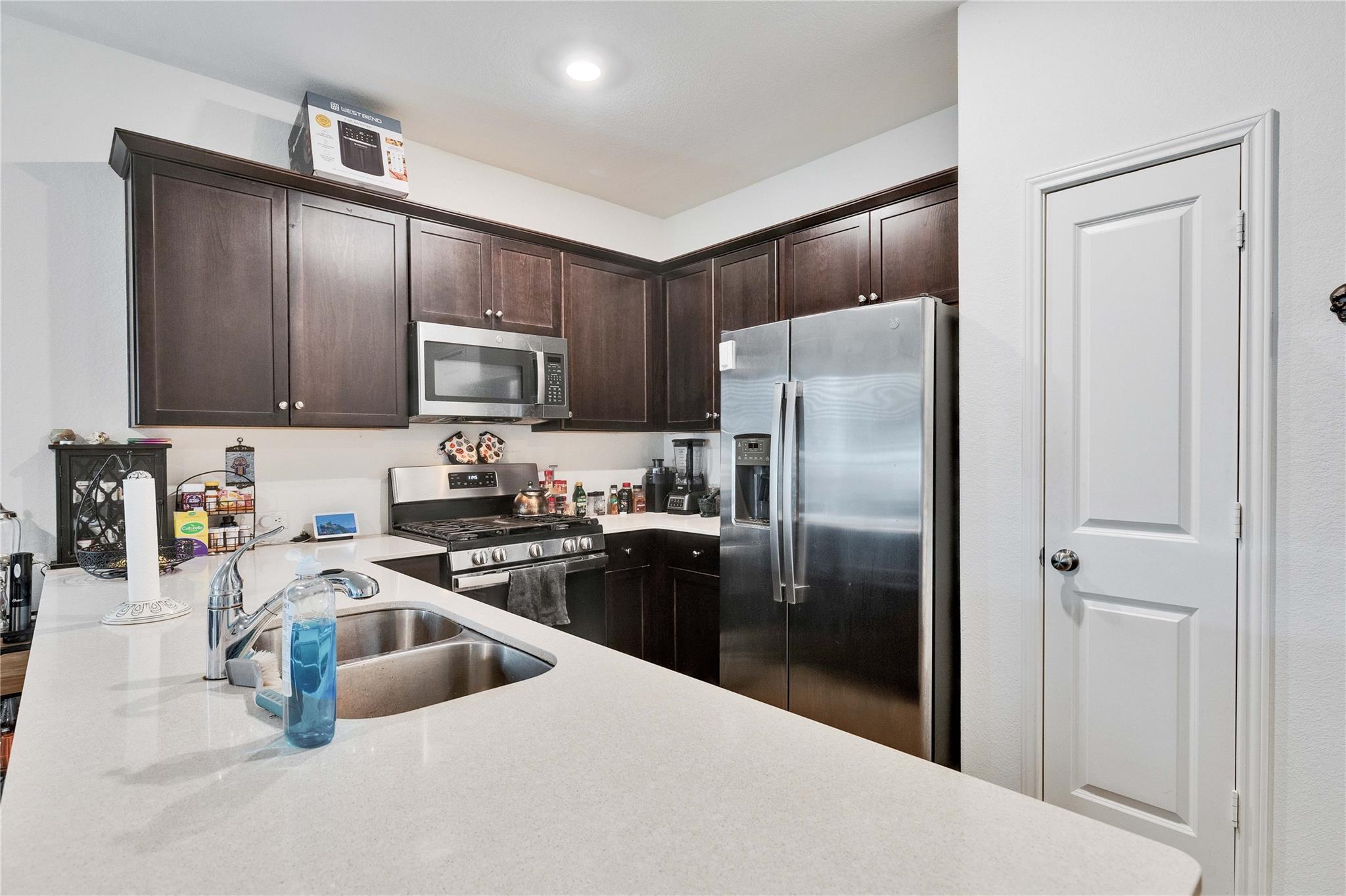 232 Gabriels Bluff Dr, Georgetown, TX 78626