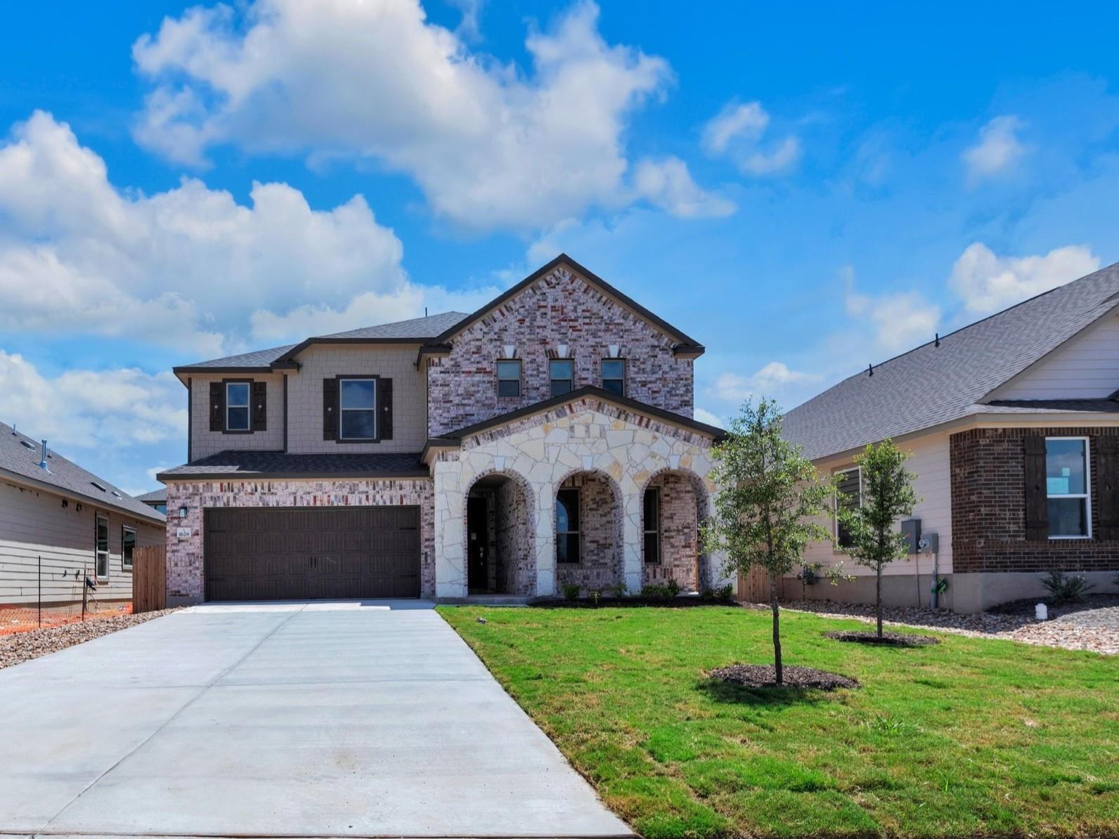 1628 River Plateau Dr, Leander, TX 78641