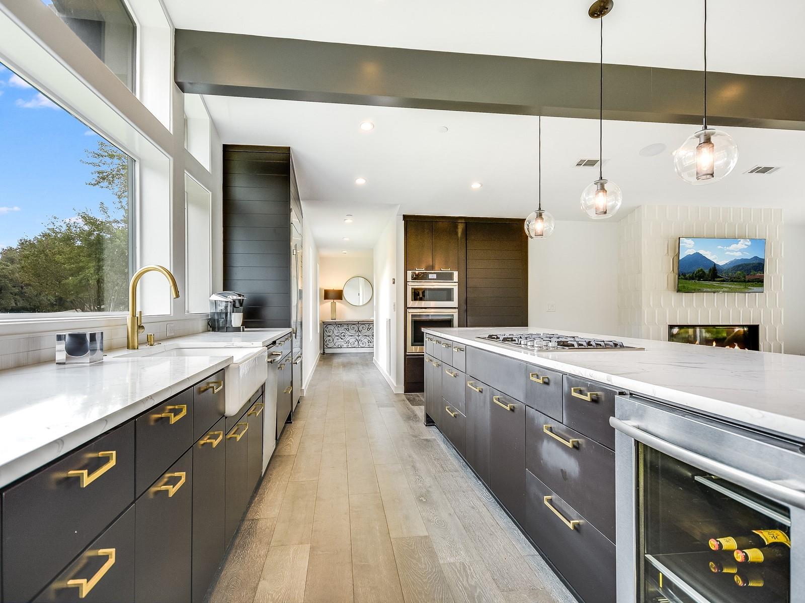 2700 Rollingwood Dr Dr, Rollingwood, TX 78746