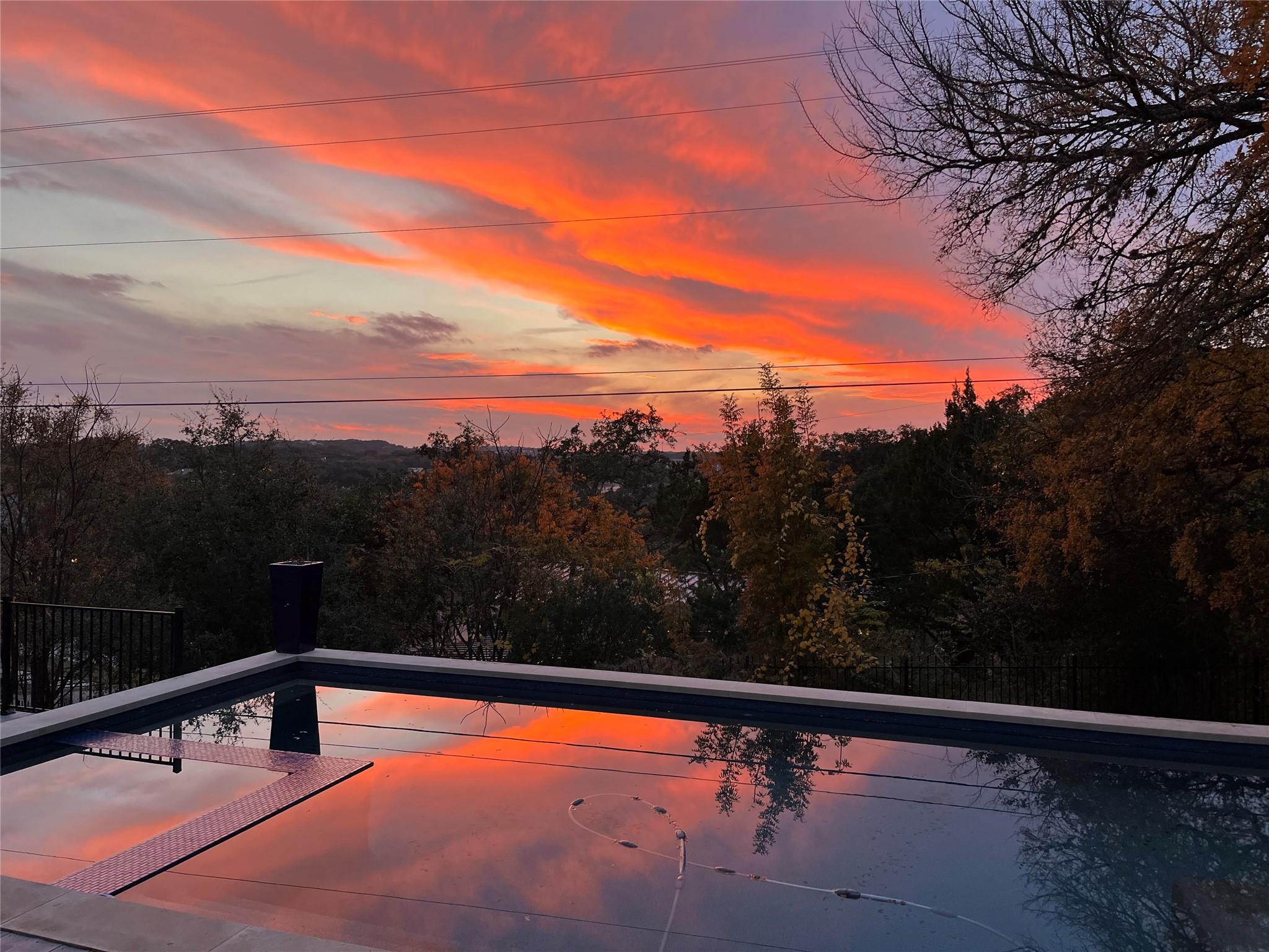 2700 Rollingwood Dr Dr, Rollingwood, TX 78746