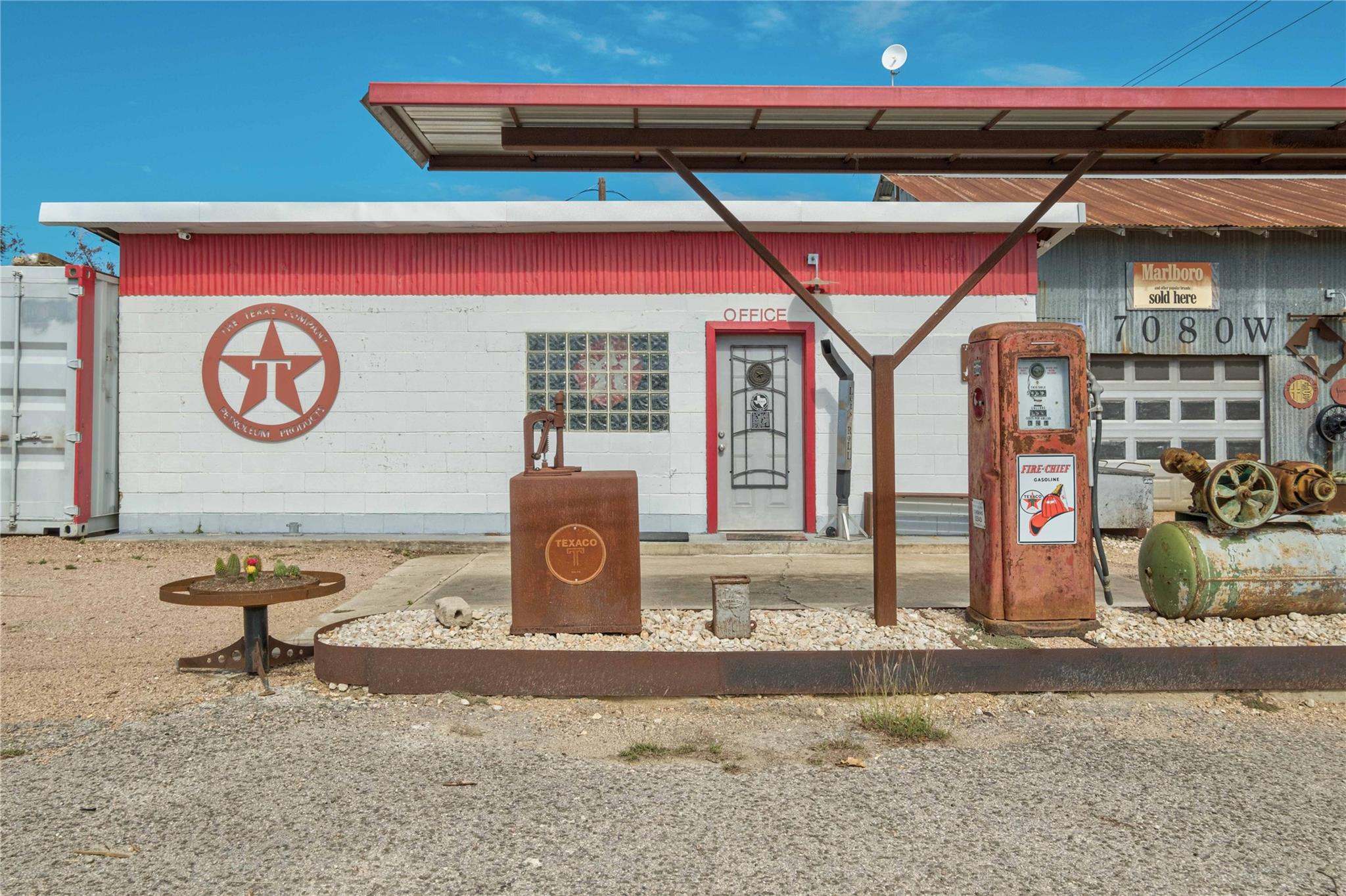 7080 W Highway 290, Dripping Springs, TX 78620