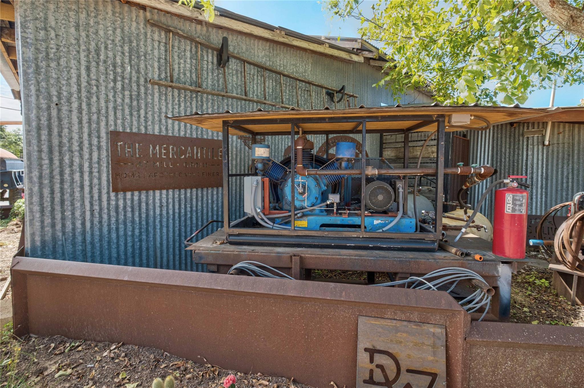 7080 W Highway 290, Dripping Springs, TX 78620