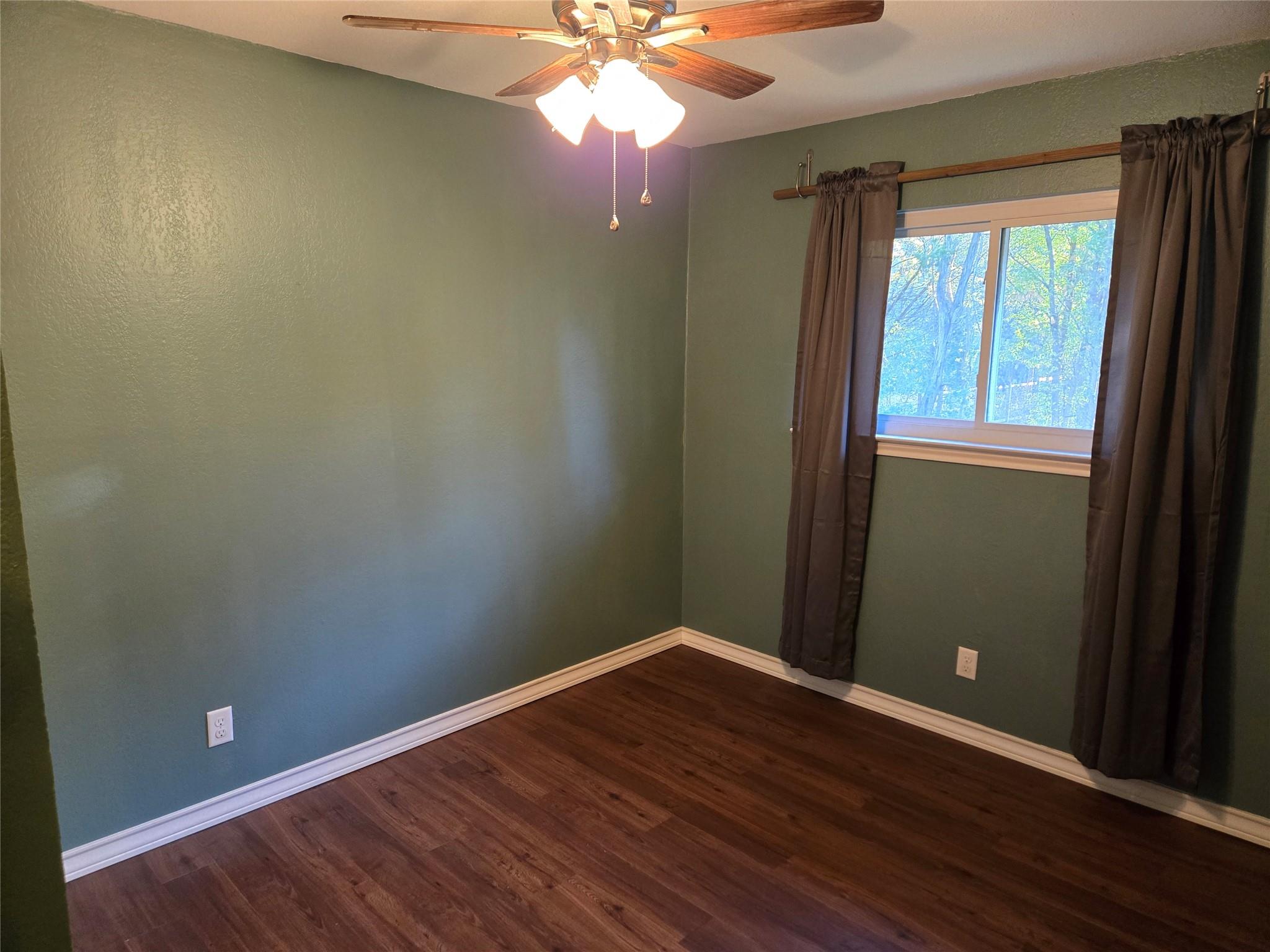 3211 Harpers Ferry Ln, Austin, TX 78745