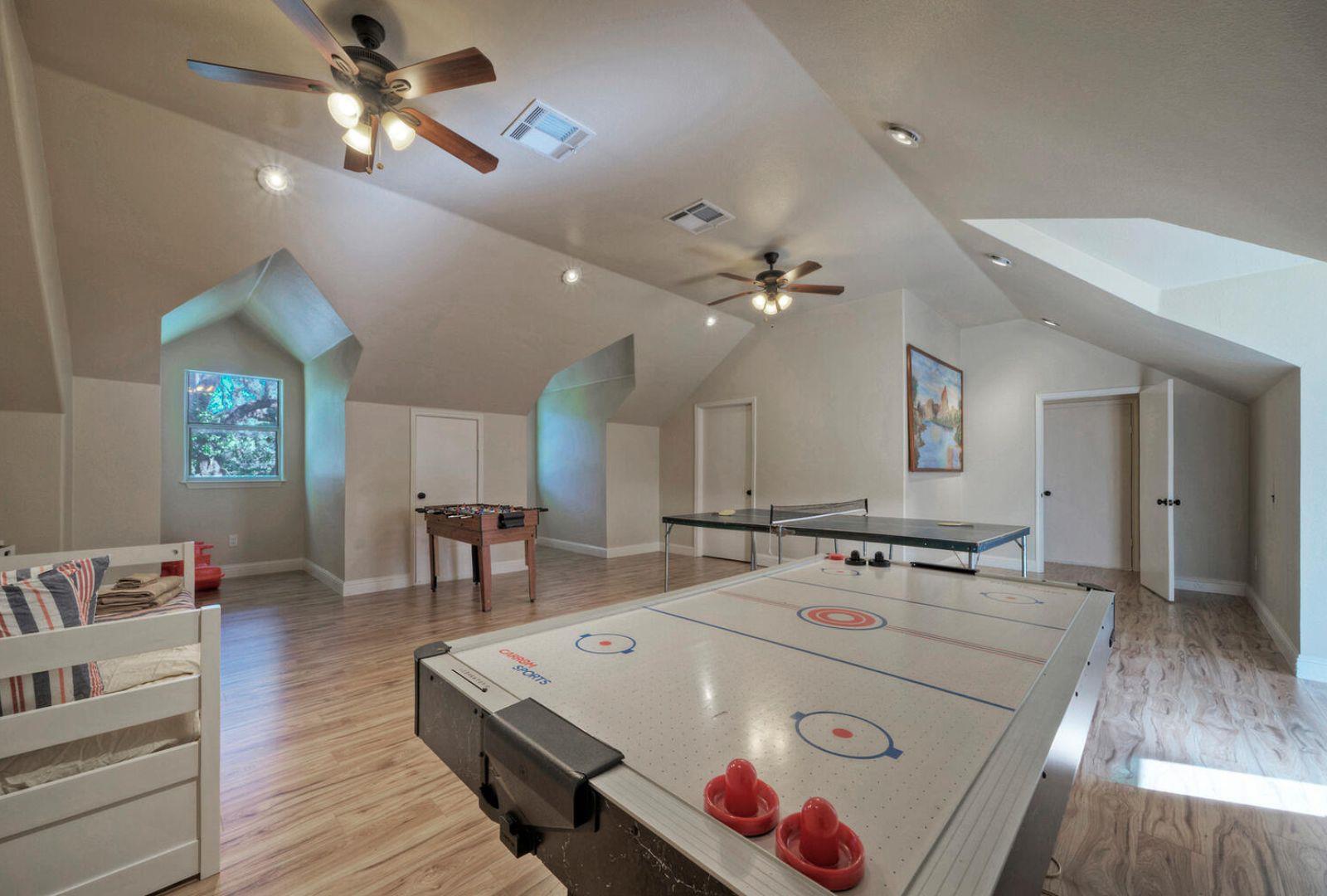 3701 Del Robles Dr, Austin, TX 78727