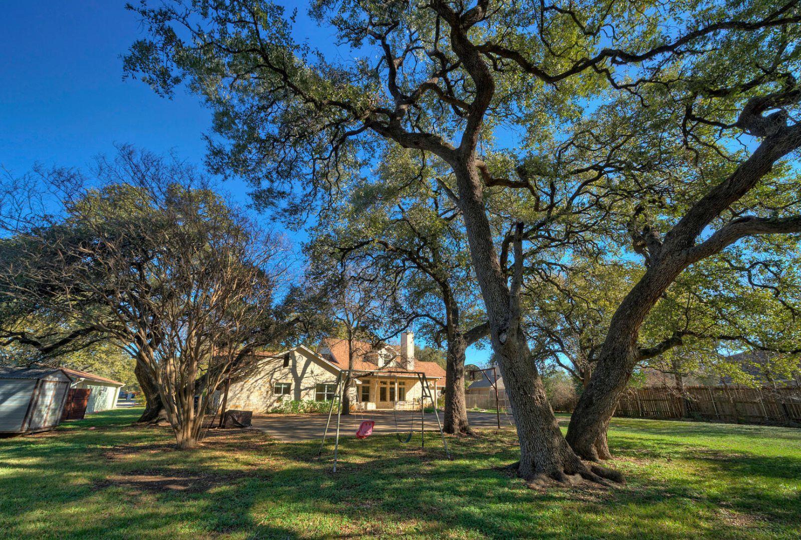 3701 Del Robles Dr, Austin, TX 78727