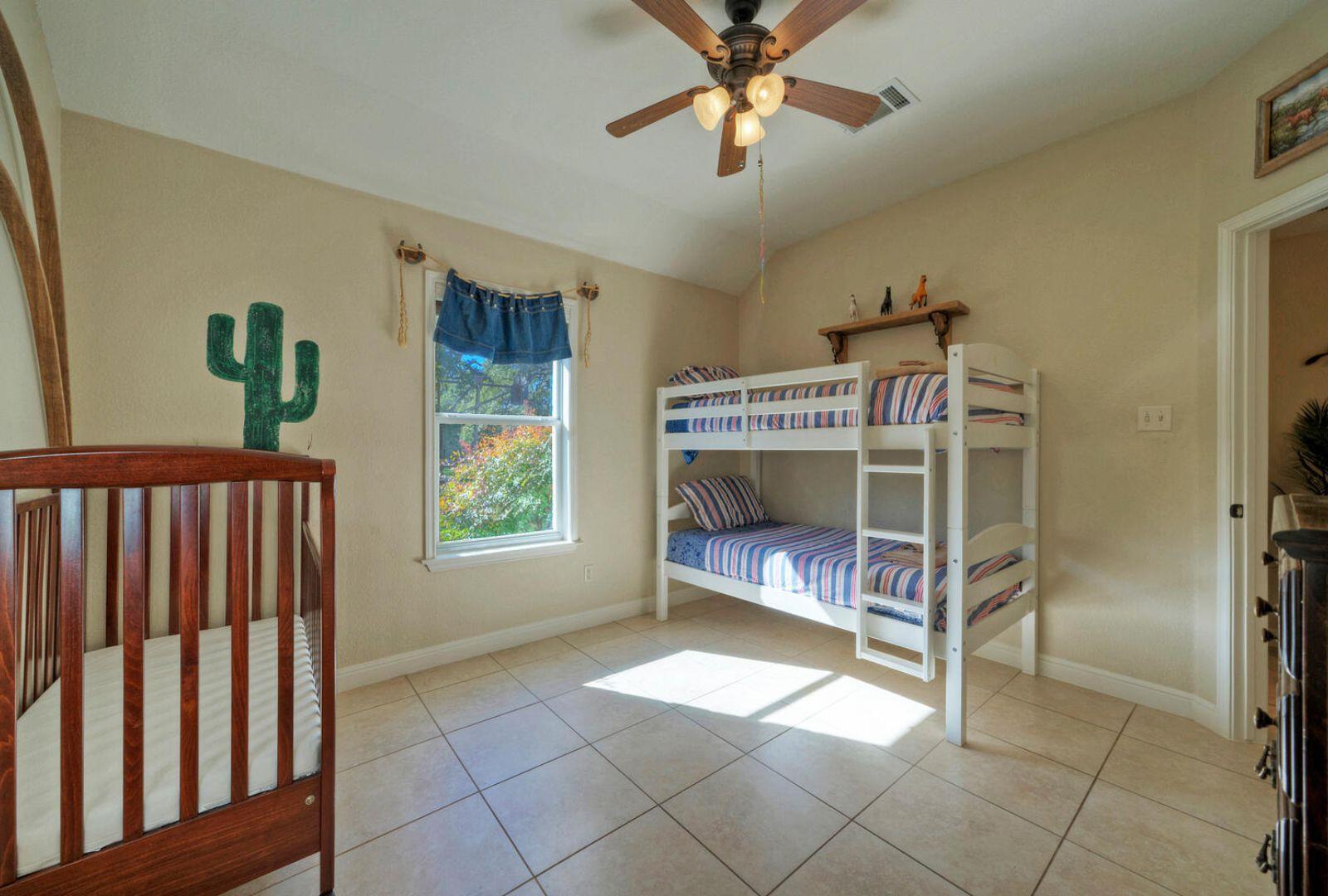 3701 Del Robles Dr, Austin, TX 78727