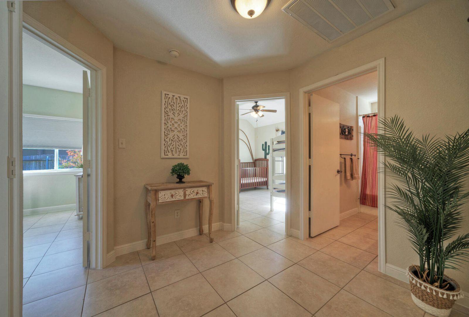 3701 Del Robles Dr, Austin, TX 78727