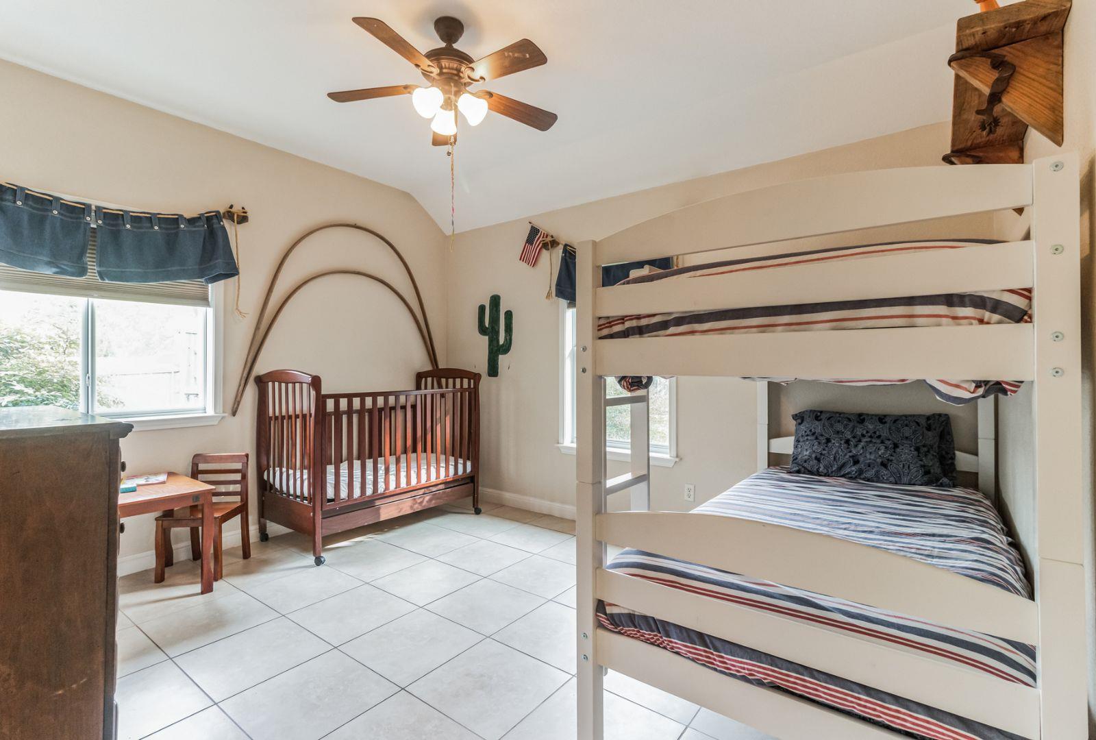 3701 Del Robles Dr, Austin, TX 78727