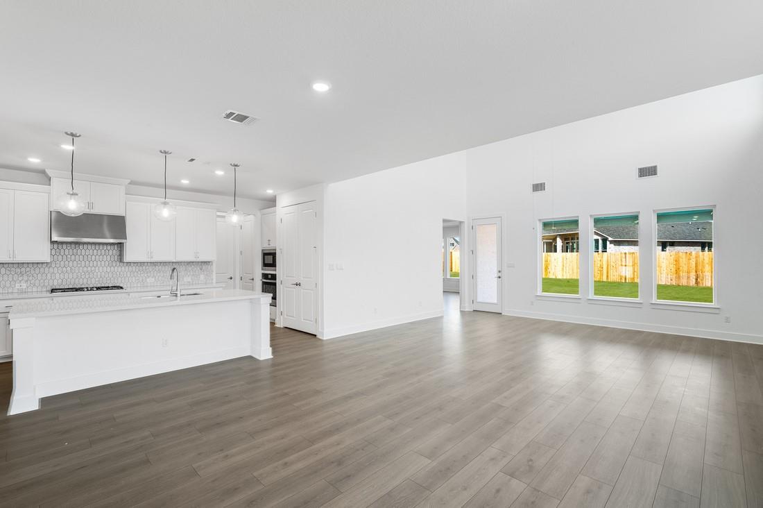 213 Belanger Canyon Dr, Liberty Hill, TX 78642