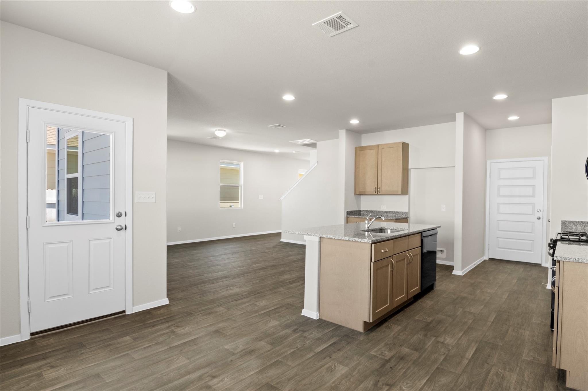186 Lavender Ln, Elgin, TX 78621