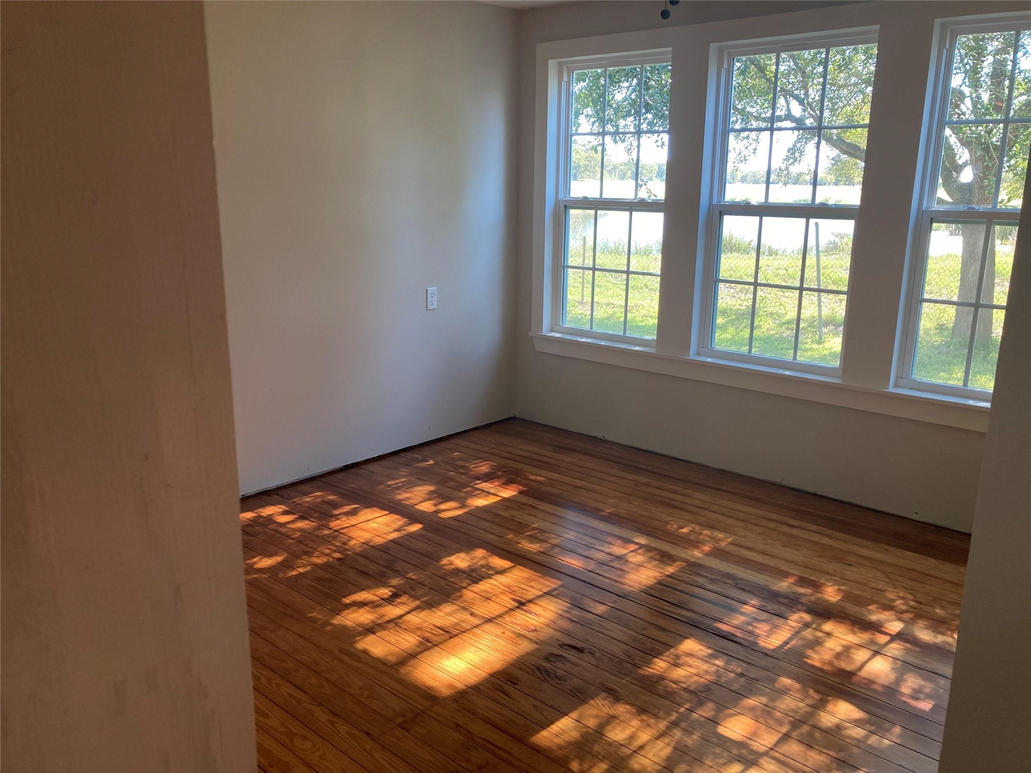 2187 - 2201 W Highway 290, Giddings, TX 78942