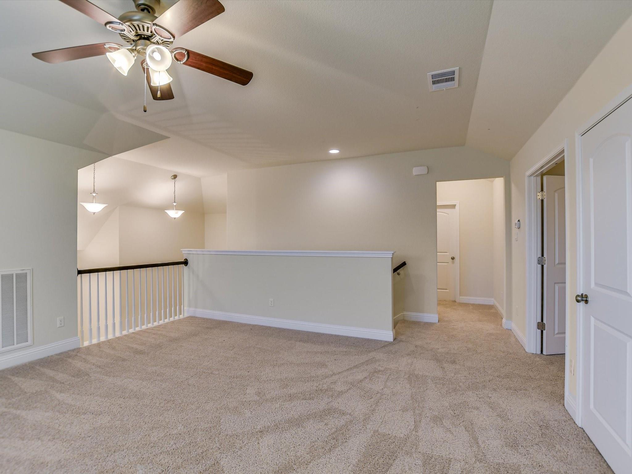 8061 Massa Dr, Round Rock, TX 78665