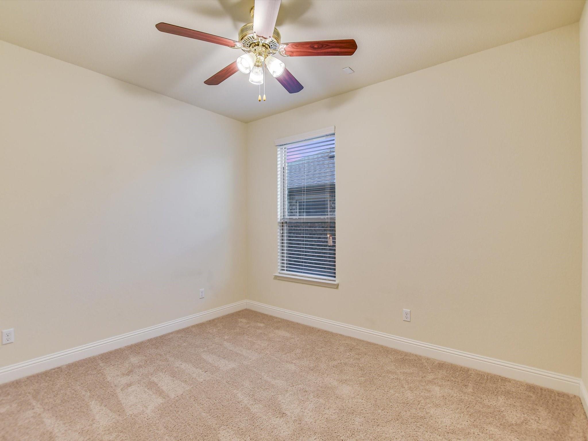 8061 Massa Dr, Round Rock, TX 78665