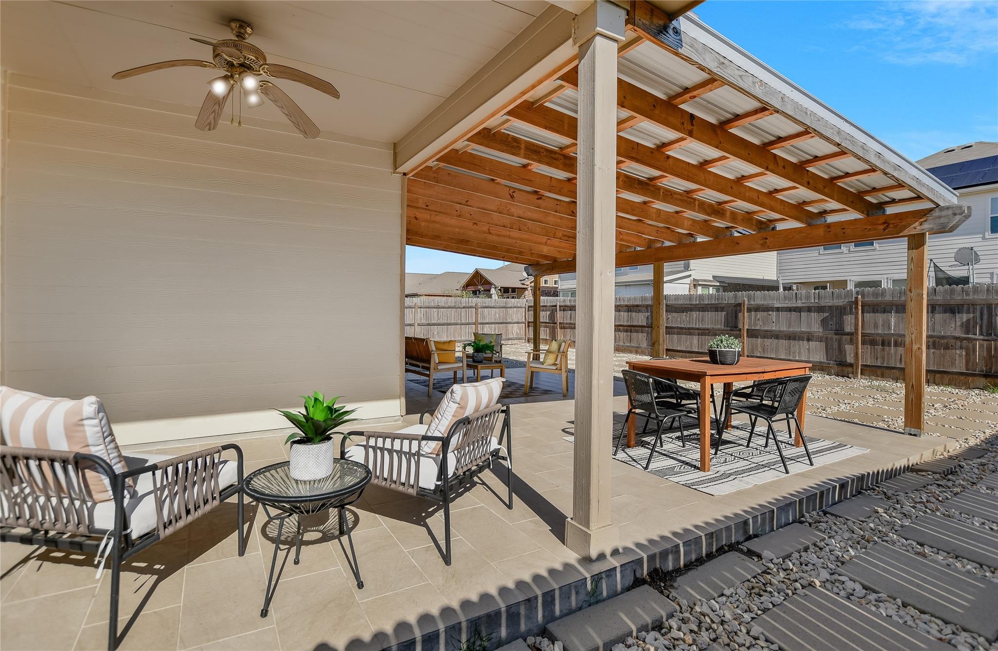 8061 Massa Dr, Round Rock, TX 78665