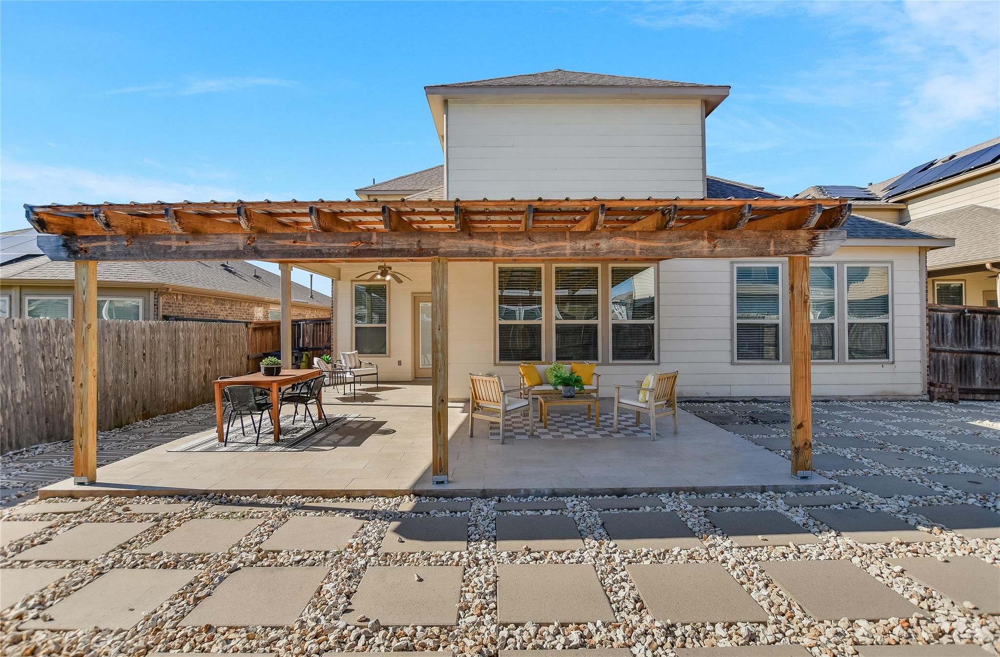 8061 Massa Dr, Round Rock, TX 78665