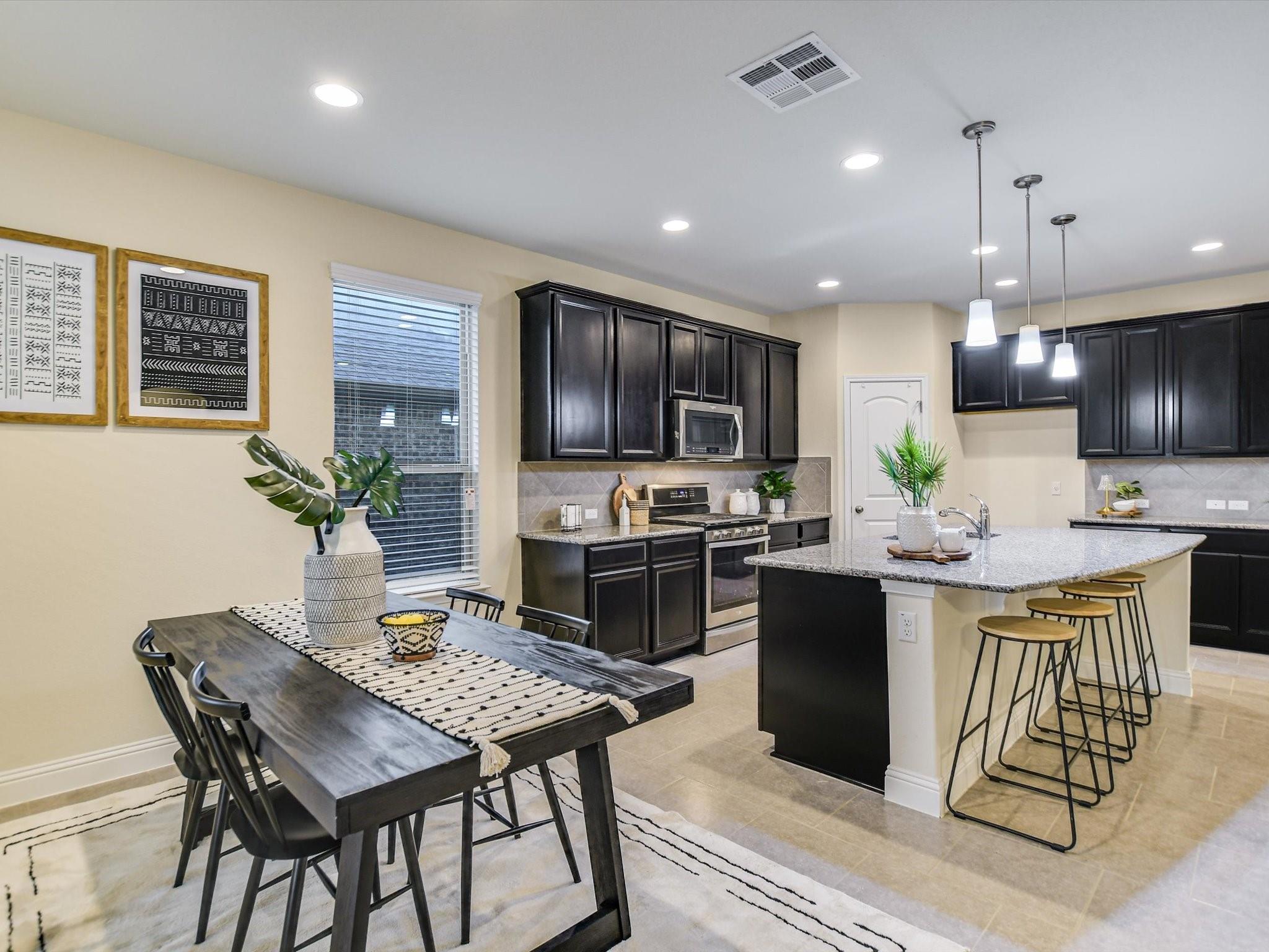 8061 Massa Dr, Round Rock, TX 78665