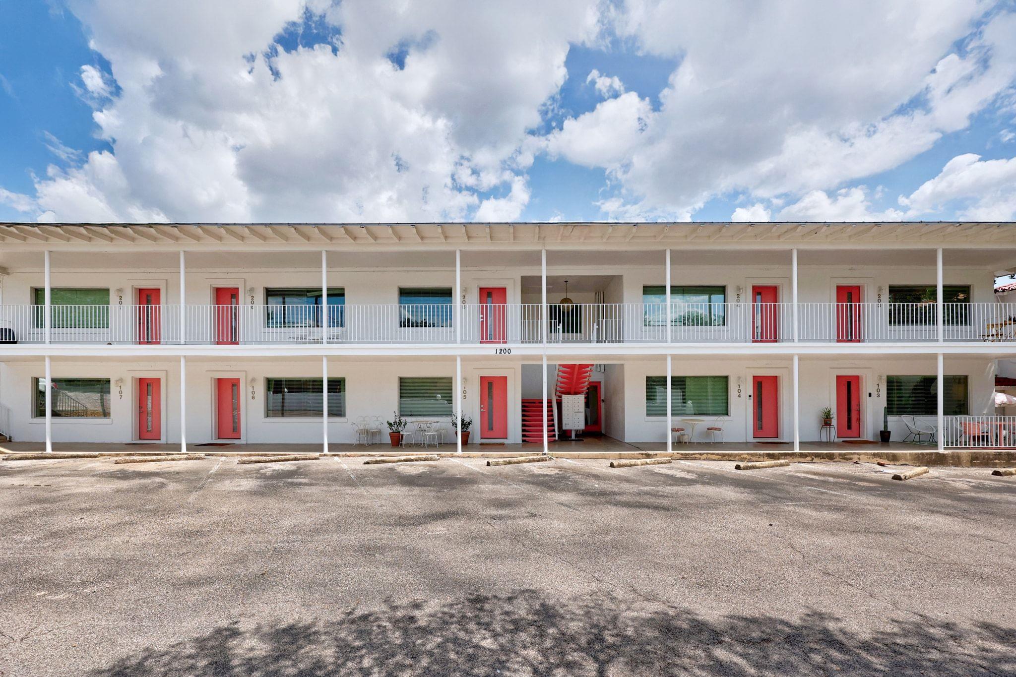 1200 Enfield Rd # 205, Austin, TX 78703