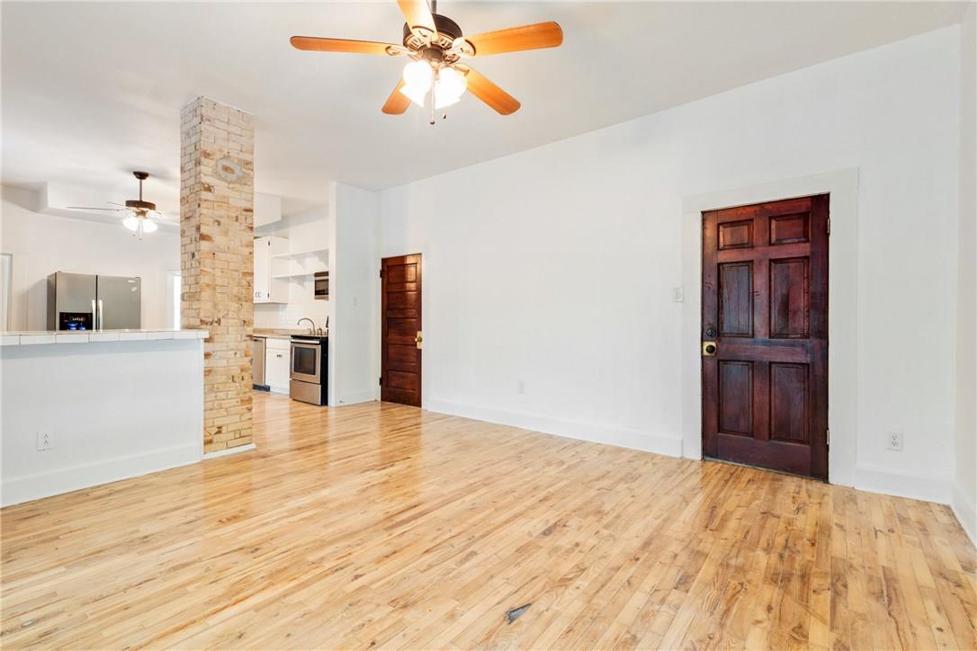 106 S Ave A # B, Elgin, TX 78621