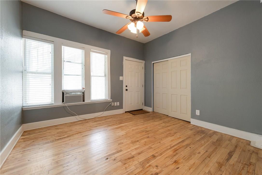 106 S Ave A # B, Elgin, TX 78621