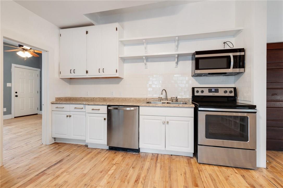 106 S Ave A # B, Elgin, TX 78621