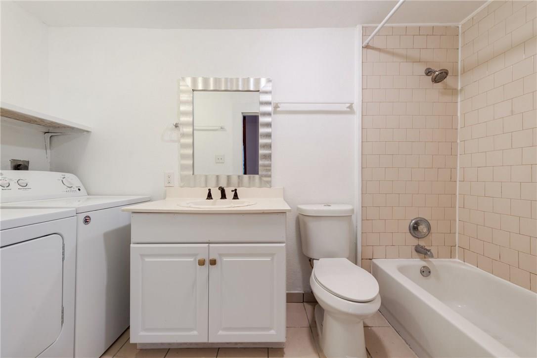 106 S Ave A # B, Elgin, TX 78621