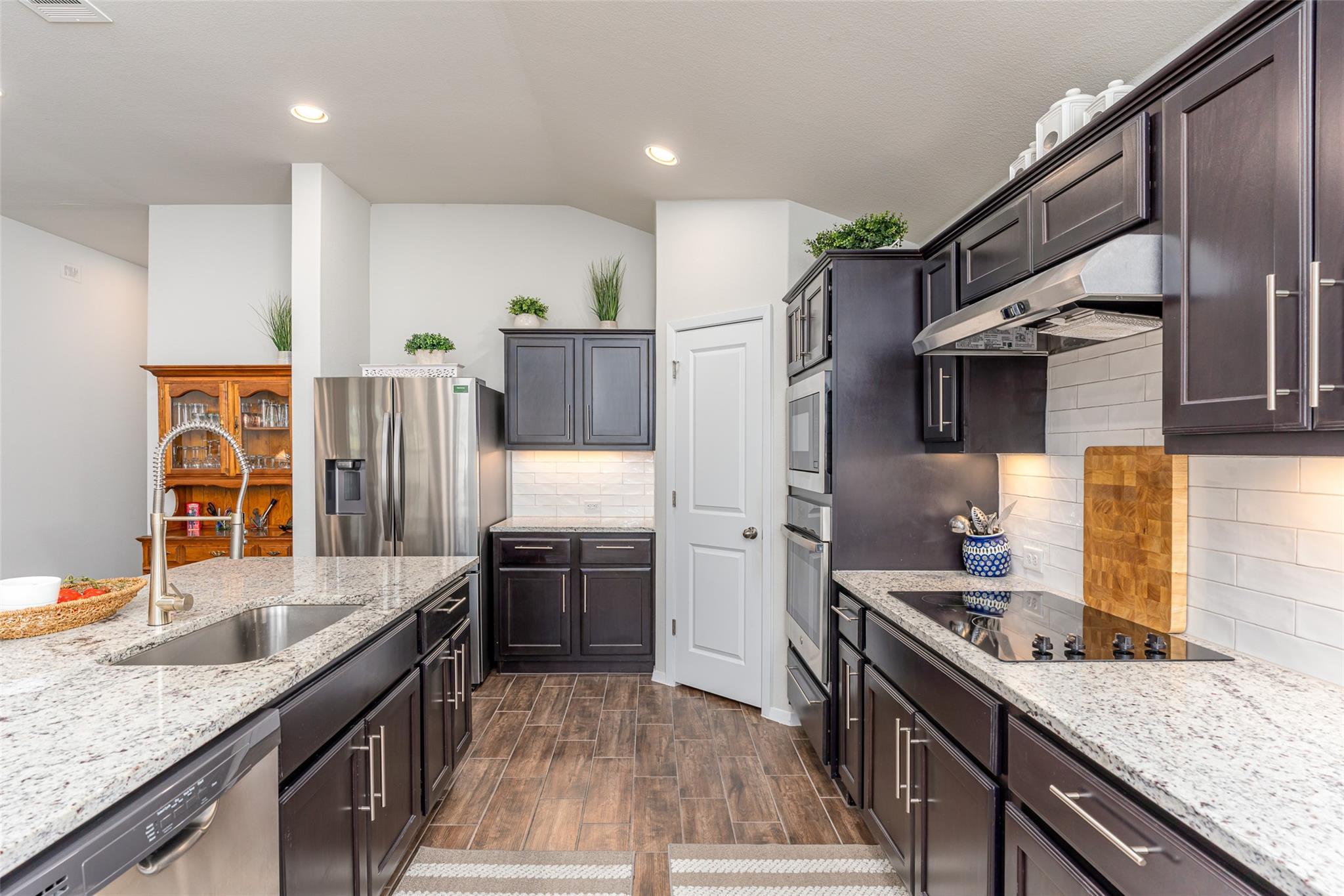 4303 Lindberg Ln, Lago Vista, TX 78645