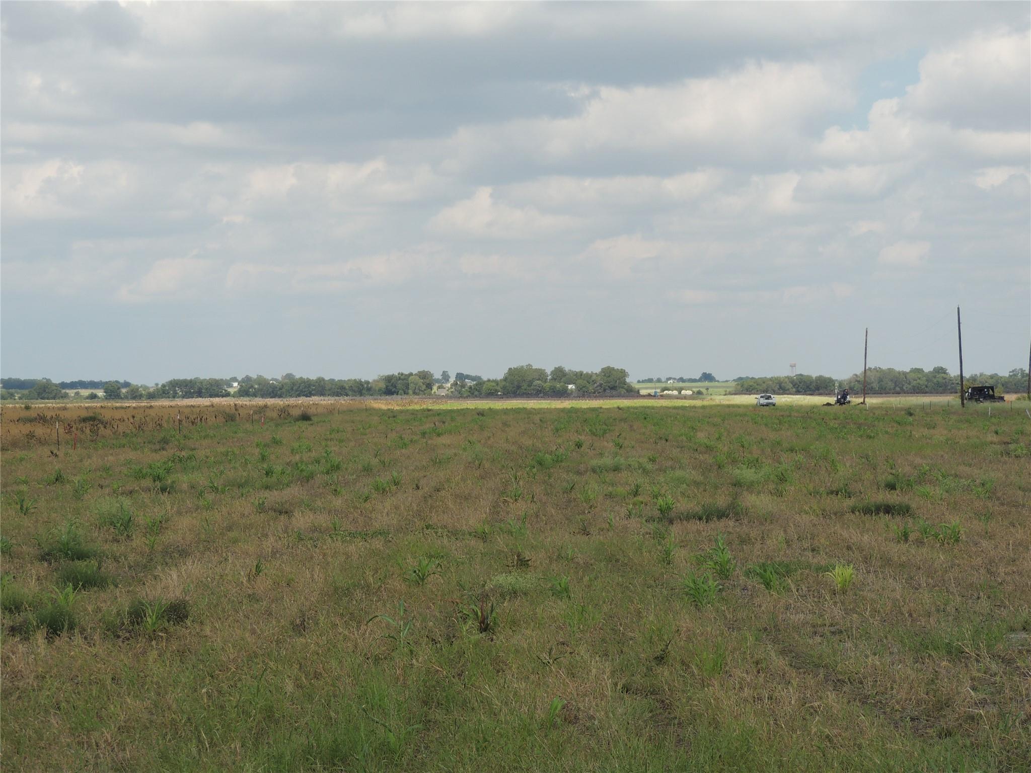 3402 County Road 405, Taylor, TX 76574