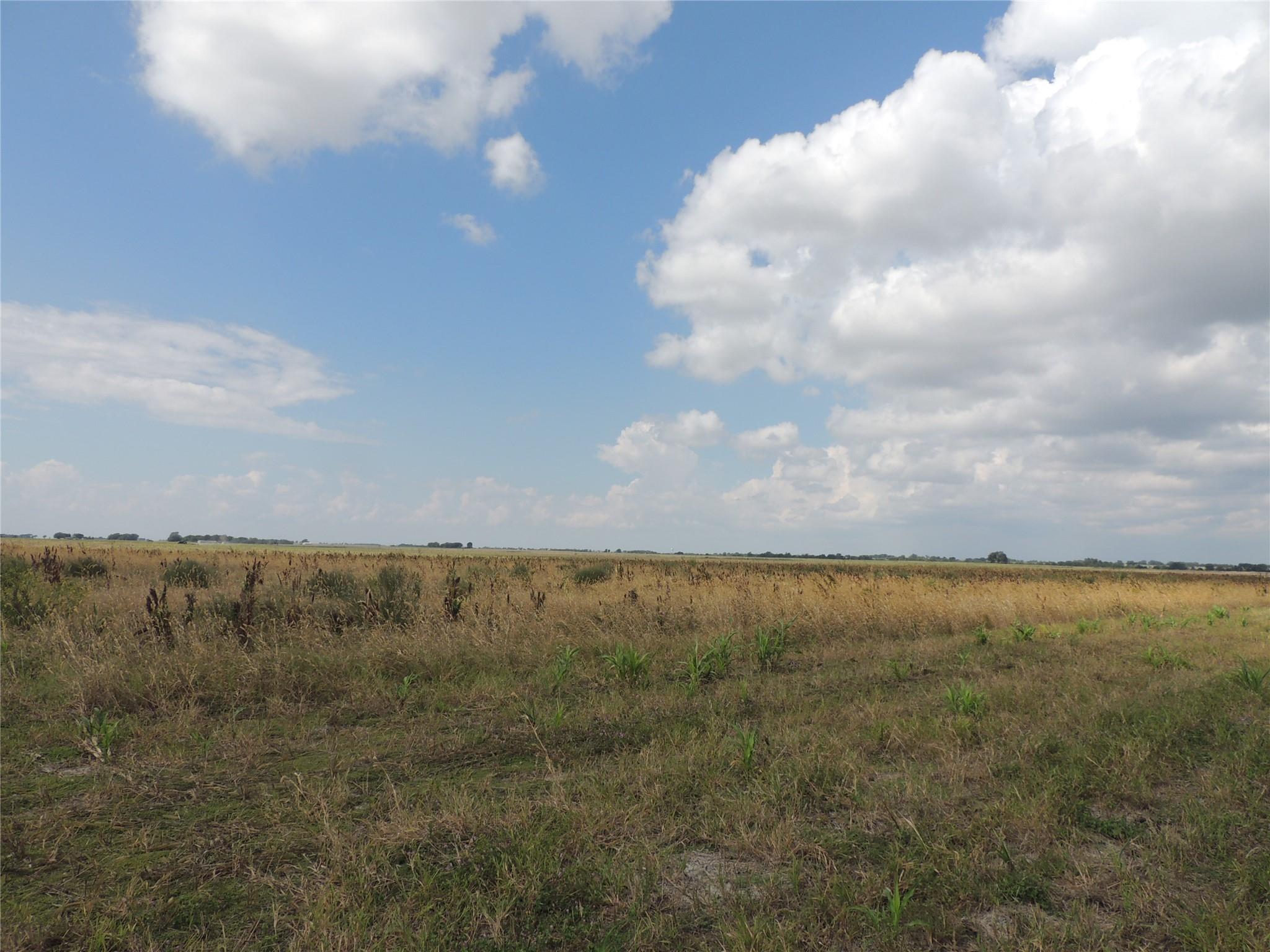 3402 County Road 405, Taylor, TX 76574