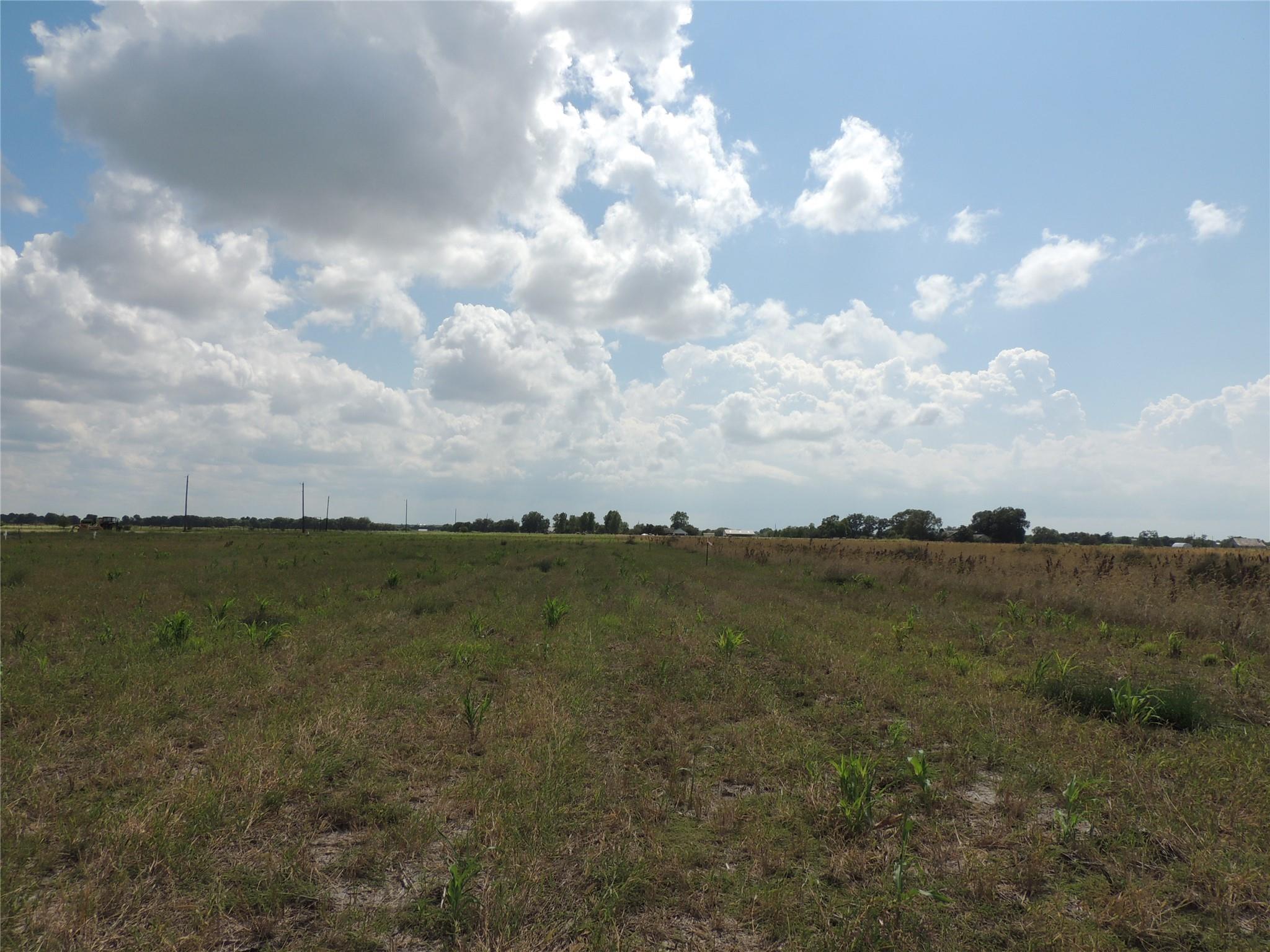 3402 County Road 405, Taylor, TX 76574