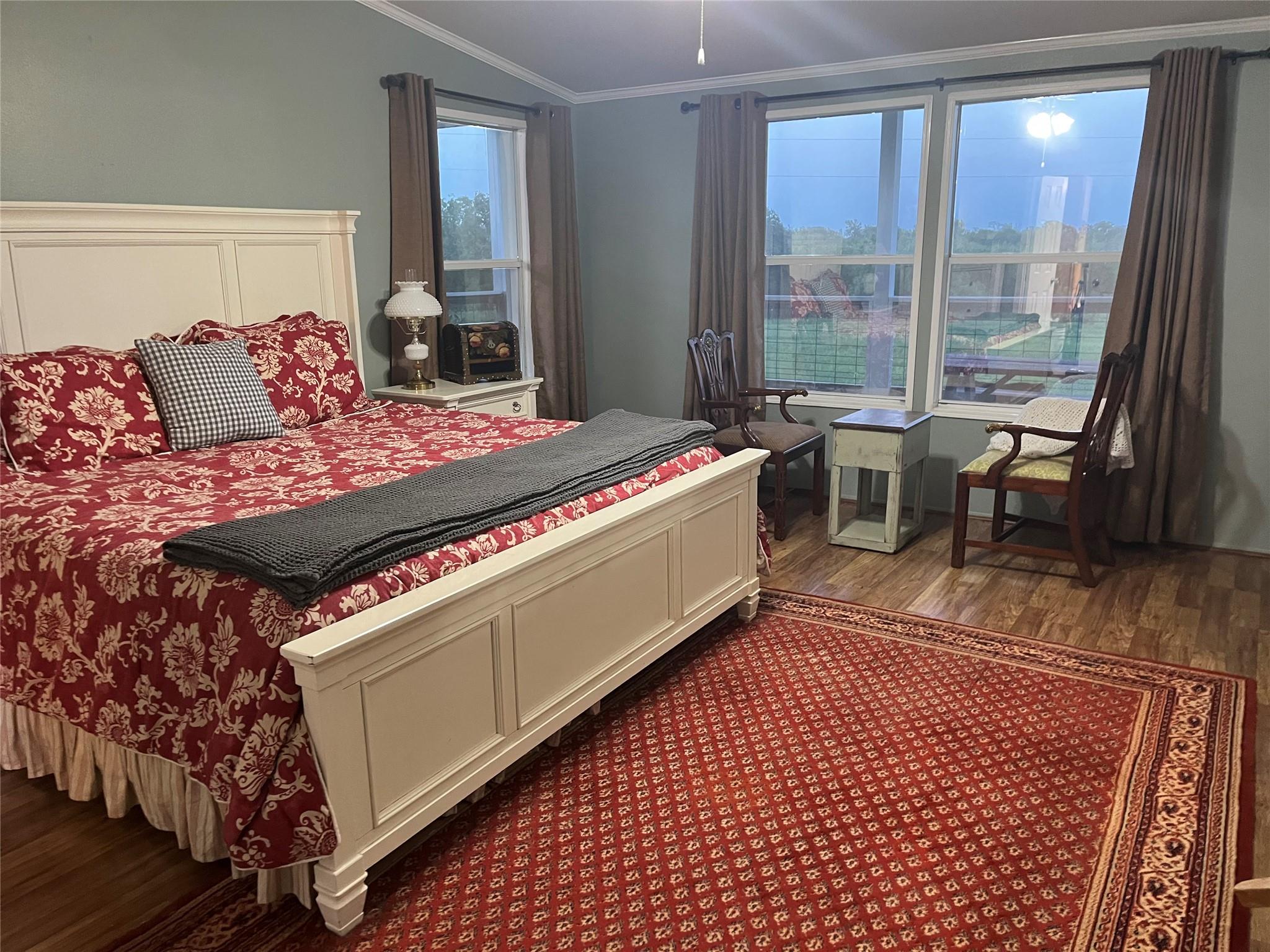 674 County Road 447, Waelder, TX 78959