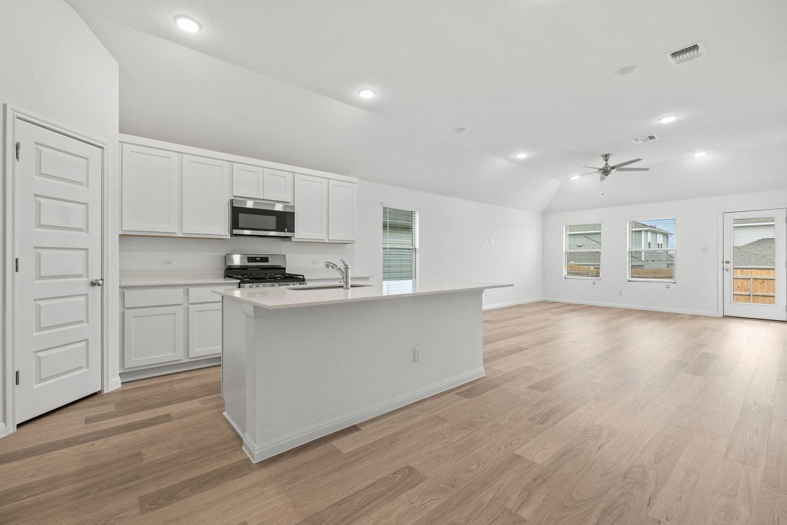 222 Spirit St, Elgin, TX 78621