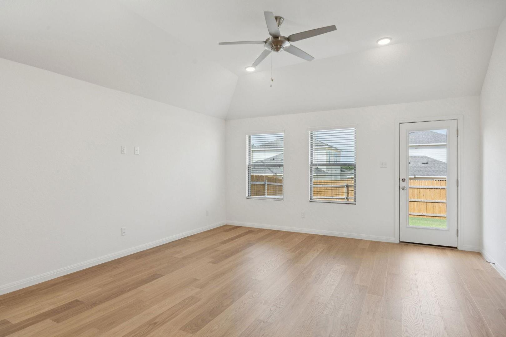 222 Spirit St, Elgin, TX 78621